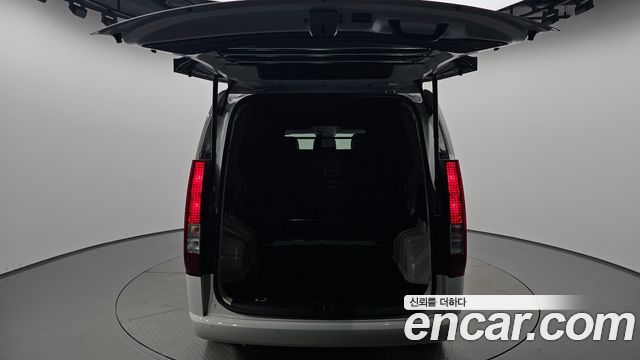 Hyundai Staria HEV 1.6 Cargo 5-Seater Modern 2025 — фото 20