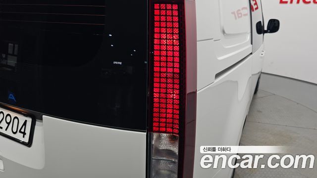 Hyundai Staria HEV 1.6 Cargo 5-Seater Modern 2025 — фото 23
