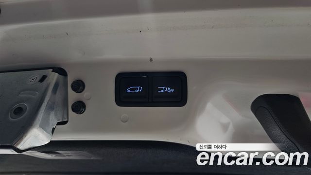 Hyundai Staria HEV 1.6 Cargo 5-Seater Modern 2025 — фото 33