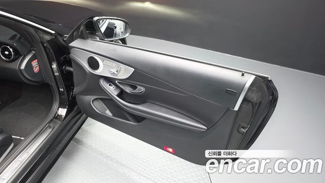 Mercedes-Benz C-Class (W205) C200 Cabriolet 2019 — фото 25
