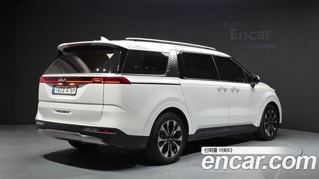 Kia Carnival (IV) Diesel 9-Seater Signature 2023 — фото 2