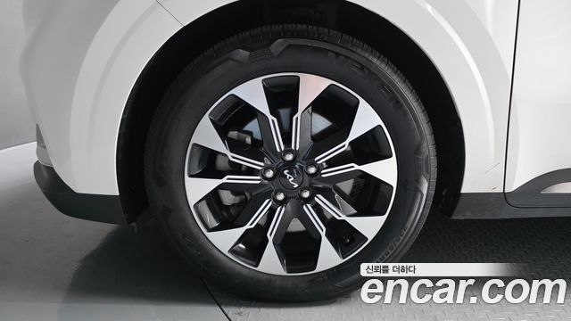 Kia Carnival (IV) Diesel 9-Seater Signature 2023 — фото 5