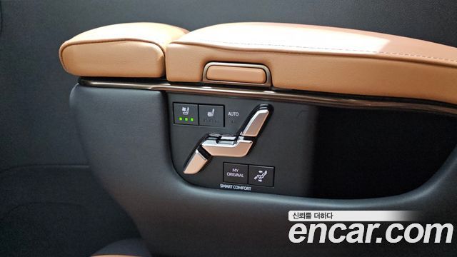 Toyota Alphard (IV) 2.5 HEV Executive AWD 2025 — фото 17