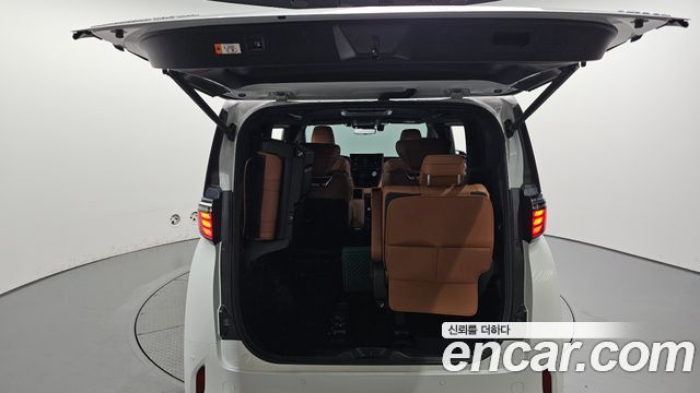 Toyota Alphard (IV) 2.5 HEV Executive AWD 2025 — фото 20