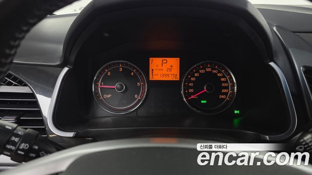 KG Mobility (SsangYong) Style Korando C 2.2 RX 2WD DLX 2018 — фото 8