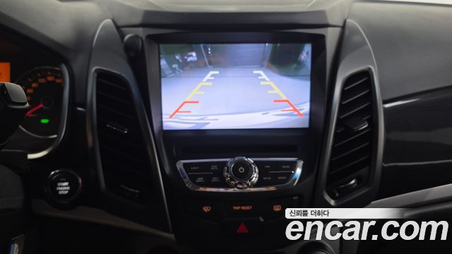 KG Mobility (SsangYong) Style Korando C 2.2 RX 2WD DLX 2018 — фото 16