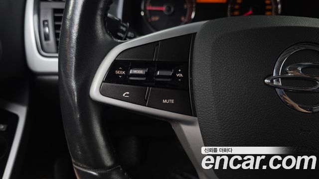 KG Mobility (SsangYong) Style Korando C 2.2 RX 2WD DLX 2018 — фото 17