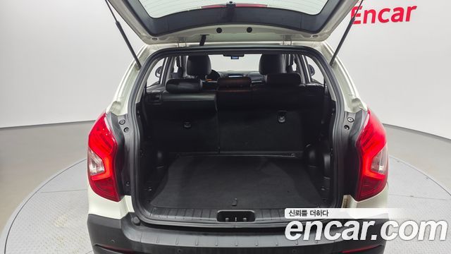 KG Mobility (SsangYong) Style Korando C 2.2 RX 2WD DLX 2018 — фото 20