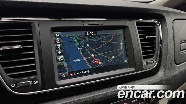 Kia Carnival 9-Seater Prstige 2019 — фото 16