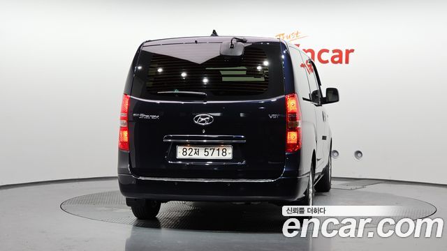 Hyundai Grand Starex Van 5-Seater Modern 2021 — фото 4