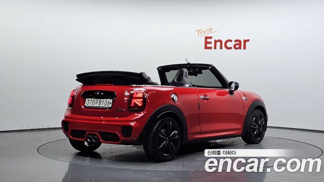 MINI Cooper S Convertible JCW 3rd 2020 — фото 2
