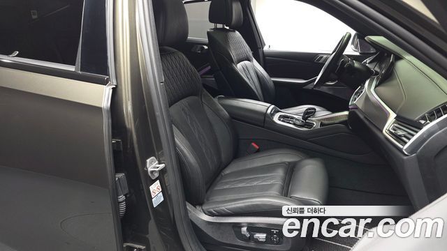 BMW X6 (G06) xDrive40i M Sport 2022 — фото 11