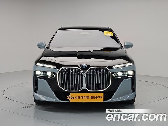 BMW 7 Series (G70) 750e xDrive M Sport