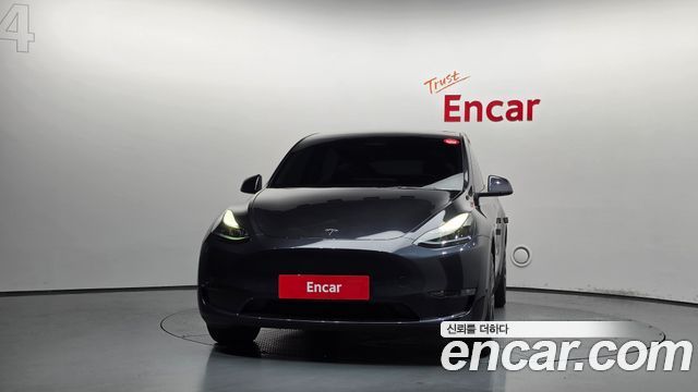 Tesla Model Y Long Range AWD 2024 — фото 3