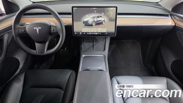 Tesla Model Y Long Range AWD 2024 — фото 7