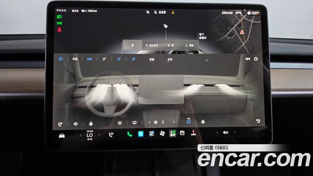 Tesla Model Y Long Range AWD 2024 — фото 12