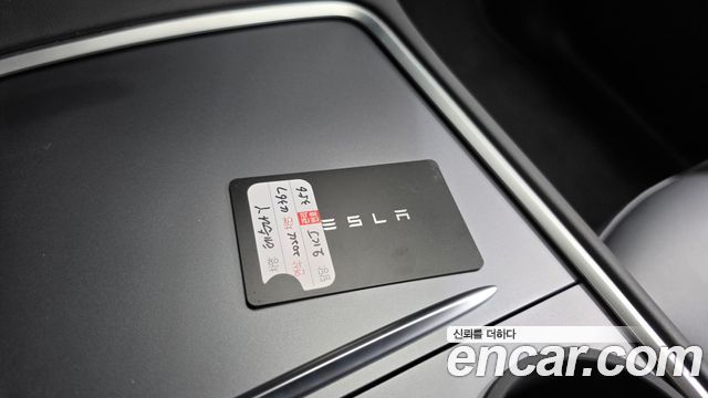 Tesla Model Y Long Range AWD 2024 — фото 16