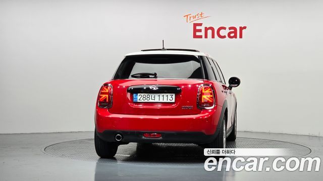 MINI Cooper 5Door HIGH 3rd 2020 — фото 4