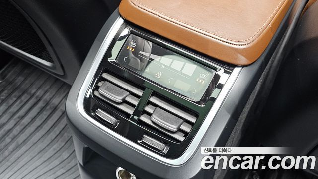 Volvo XC90 (II) T8 Inscription Hybird 2019 — фото 16