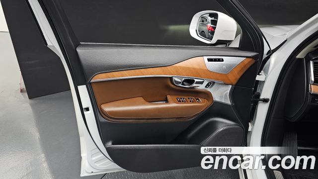 Volvo XC90 (II) T8 Inscription Hybird 2019 — фото 24