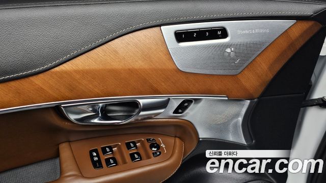 Volvo XC90 (II) T8 Inscription Hybird 2019 — фото 28