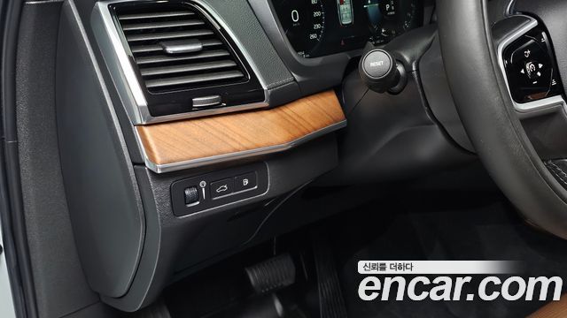 Volvo XC90 (II) T8 Inscription Hybird 2019 — фото 30