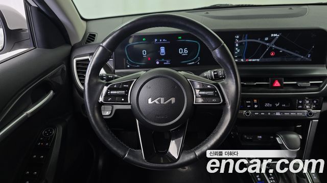 Kia Seltos Gasoline 2.0 2WD Prestige 2023 — фото 13