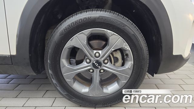 Kia Seltos Gasoline 2.0 2WD Prestige 2023 — фото 21