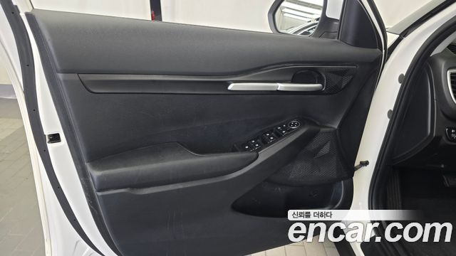 Kia Seltos Gasoline 2.0 2WD Prestige 2023 — фото 24