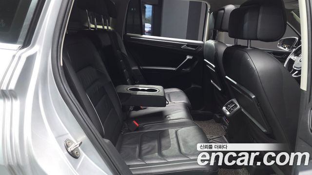 Volkswagen Tiguan (II) 2.0 TDI Prestige 2020 — фото 11