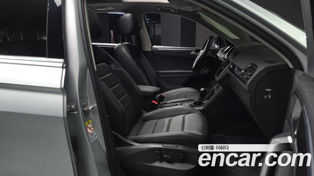 Volkswagen Tiguan (II) 2.0 TDI Prestige 2020 — фото 26