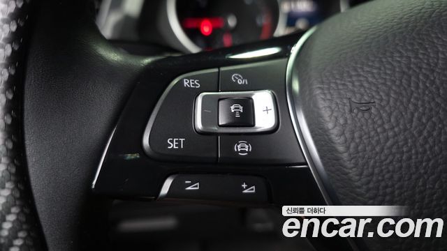 Volkswagen Tiguan (II) 2.0 TDI Prestige 2020 — фото 30