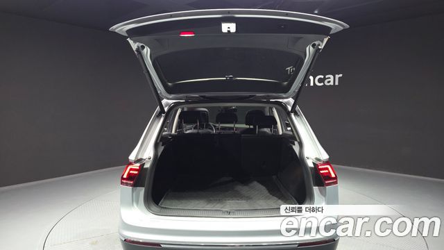 Volkswagen Tiguan (II) 2.0 TDI Prestige 2020 — фото 36