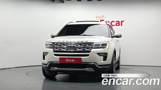 Ford Explorer 2.3 Limited 4WD 5th 2018 — фото 3