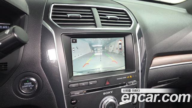 Ford Explorer 2.3 Limited 4WD 5th 2018 — фото 14