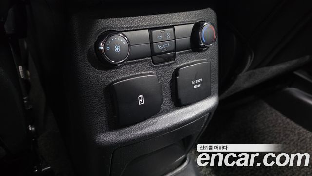 Ford Explorer 2.3 Limited 4WD 5th 2018 — фото 19
