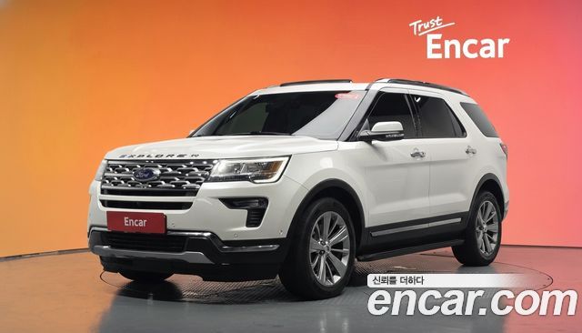 Ford Explorer 2.3 Limited 4WD 5th