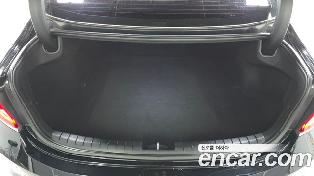 Hyundai Grandeur (IG) 3.0 Exclusive 2018 — фото 17