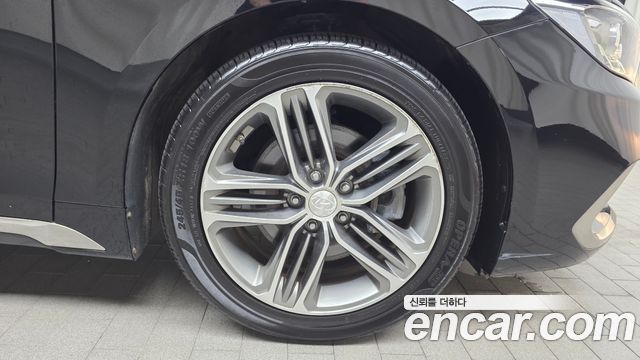 Hyundai Grandeur (IG) 3.0 Exclusive 2018 — фото 21