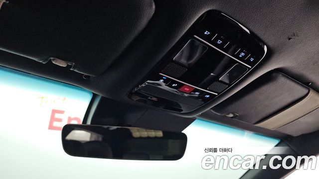 Hyundai Grandeur (GN7) 3.5 LPG 2WD (Taxi) Deluxe 2023 — фото 18