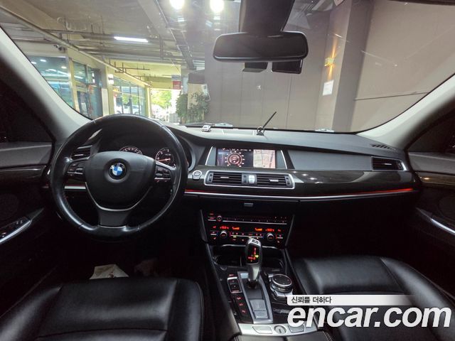 BMW 5 Series GT (F07) GT 30d xDrive 2017 — фото 15