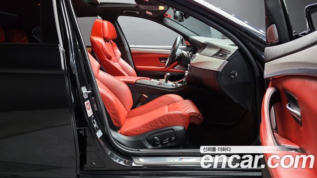 BMW M5 (F10) M5 Sedan 2016 — фото 12