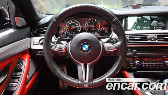 BMW M5 (F10) M5 Sedan 2016 — фото 13
