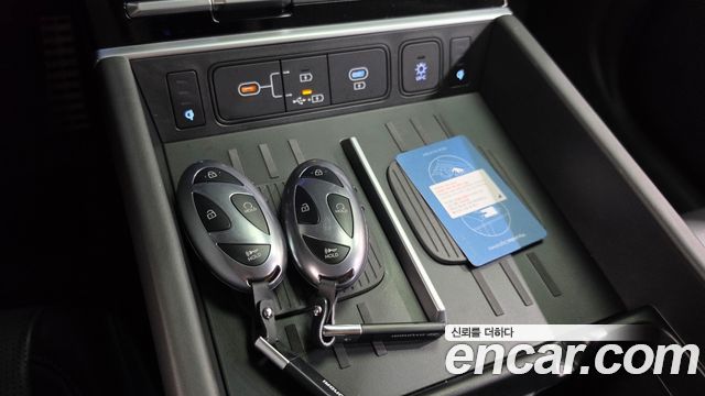Hyundai Santa Fe (MX5) HEV 1.6 2WD Calligraphy 2025 — фото 16