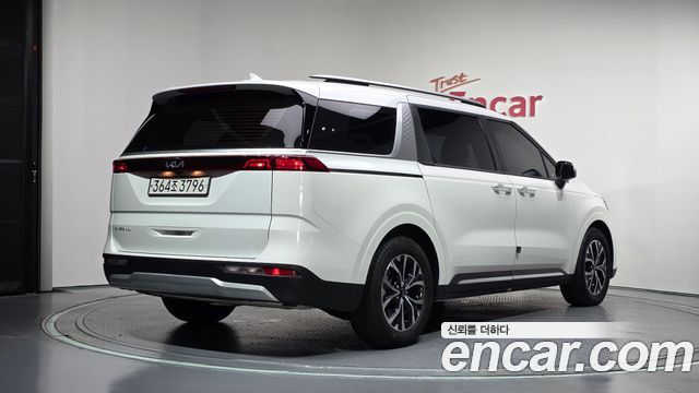 Kia Carnival (IV) Gasoline 9-Seater Prestige 2023 — фото 2