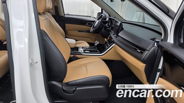 Kia Carnival (IV) Gasoline 9-Seater Prestige 2023 — фото 11
