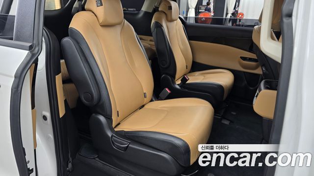 Kia Carnival (IV) Gasoline 9-Seater Prestige 2023 — фото 12