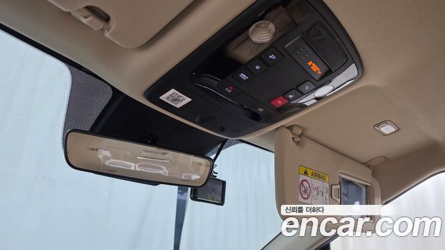 Kia Carnival (IV) Gasoline 9-Seater Prestige 2023 — фото 17