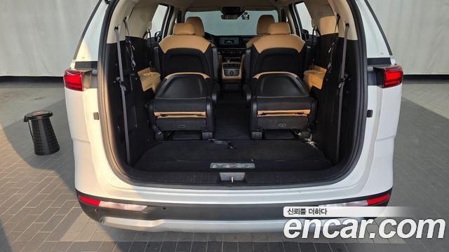 Kia Carnival (IV) Gasoline 9-Seater Prestige 2023 — фото 20