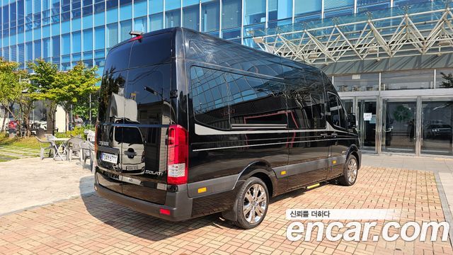 Hyundai Solati 15-seater Luxury 2026 — фото 2